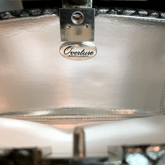 Judith Leiber Overture Hard Shell Woven Silver Black Leather Lucite Bow Clutch - Picture 6 of 16